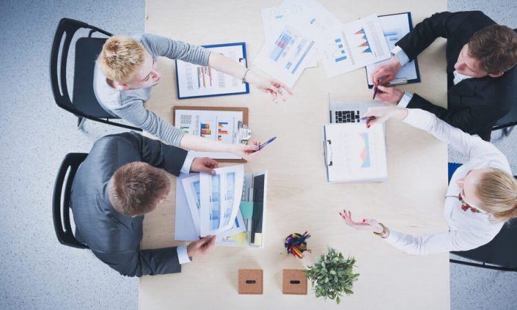 كيفية الحصول على استشارات متخصصة لتطوير مشروعك