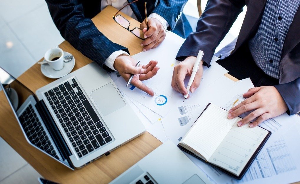 كيف تبدأ مشروعك الناشئ بخطة عمل متكاملة؟